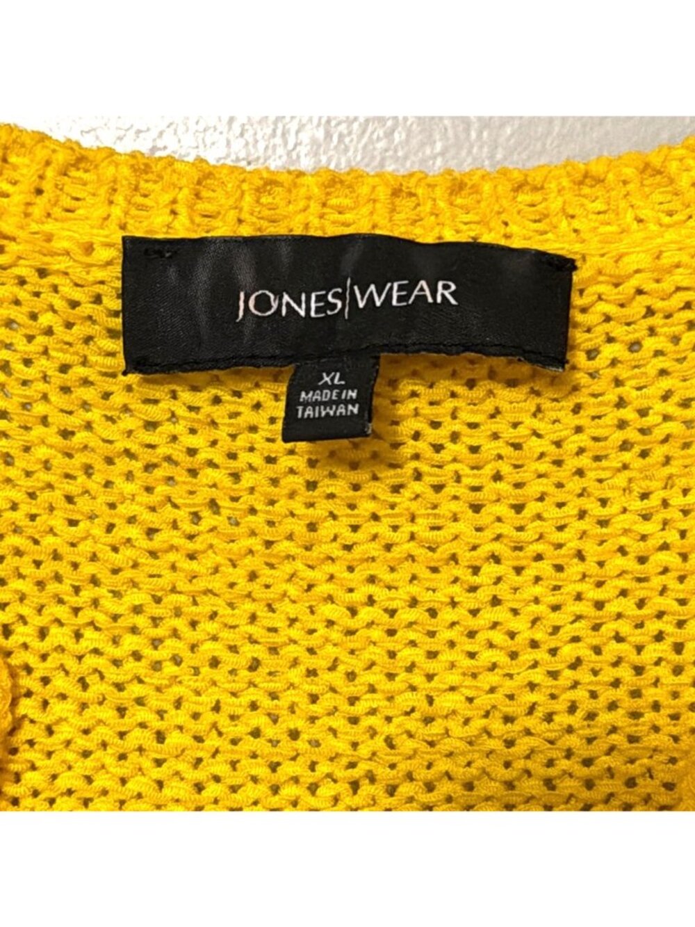 Yellow Jones Wear Short-Sleeve Knit Cardigan XL Made In Taiwan - Picture 3 of 5
